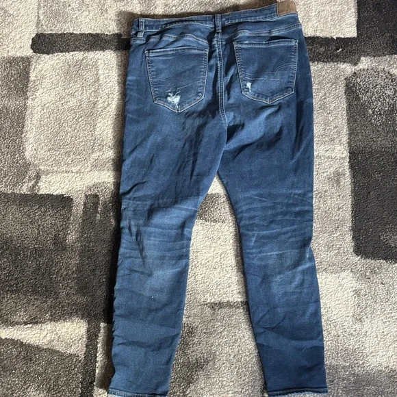 American Eagle Outfitters High Rise Blue Distressed Jeans - Picture 2 of 4
